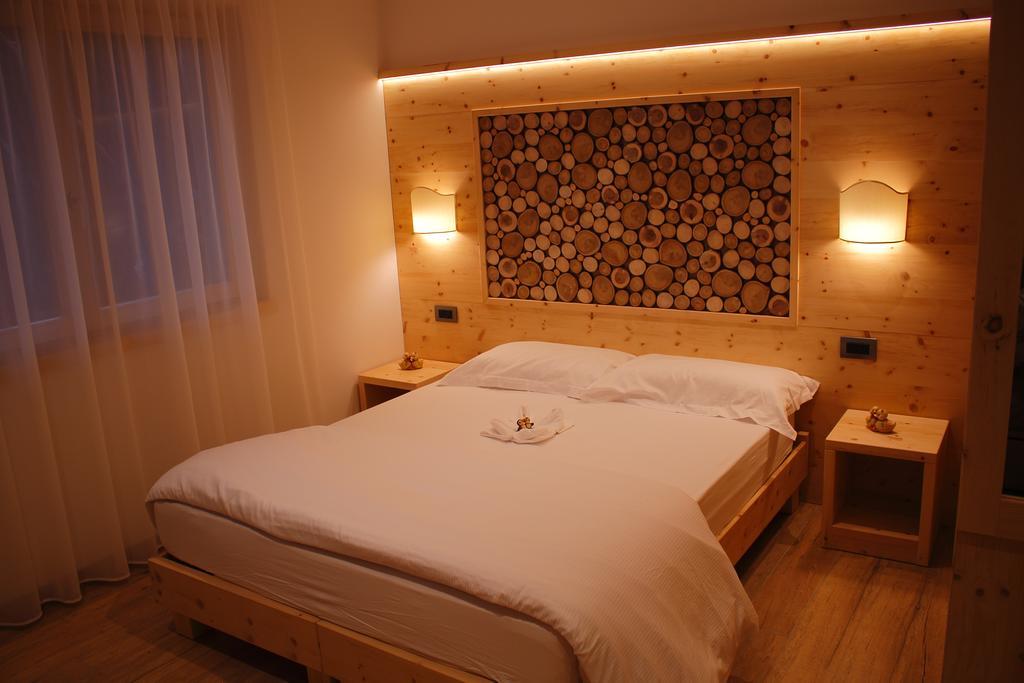 B&B Augusto Madonna di Campiglio Ruang foto