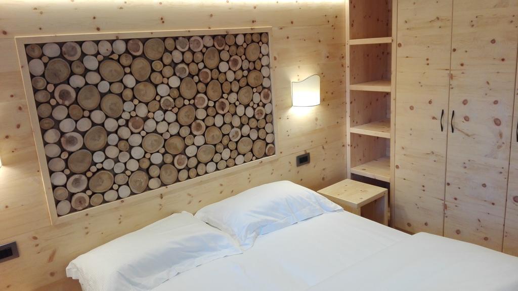B&B Augusto Madonna di Campiglio Ruang foto